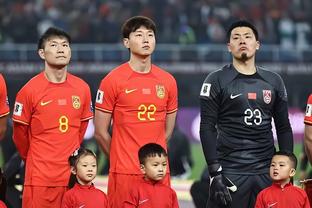 越南联赛令人哭笑不得的乌龙球
